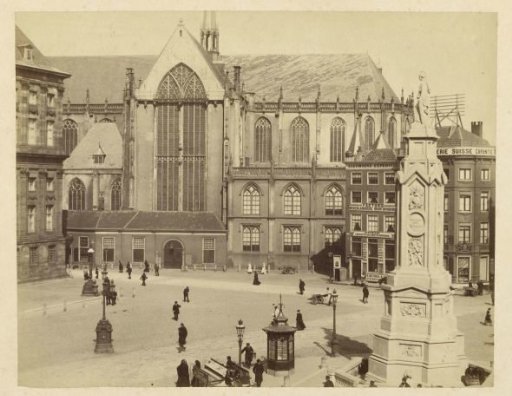 Dam, Nieuwe Kerk and the Naatje monument in Amsterdam