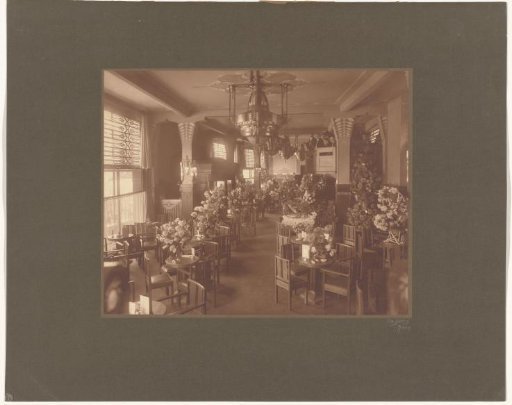 Interior of a café-restaurant, with an orchestra (Rotterdam?)