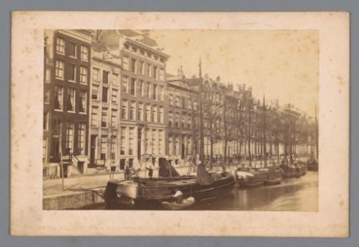 View of the Herengracht at the Herenstraat in Amsterdam