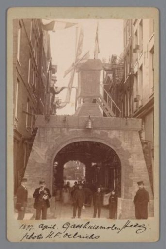 View of the Gasthuismolensteeg in Amsterdam