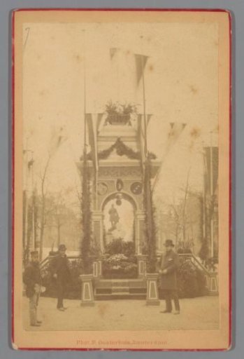 Decorated arch on the Thorbeckeplein in Amsterdam during the April Festivals of 1887