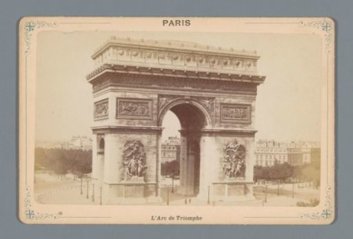 Arc de Triomphe in Paris
