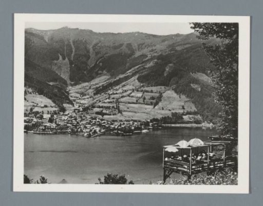 View of Zell am See, the Zeller See and the Schmittenhöhe
