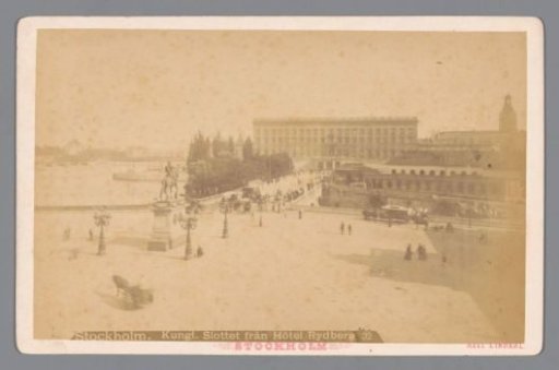View of the Stockholm Palace and Hotel Rydberg in Stockholm