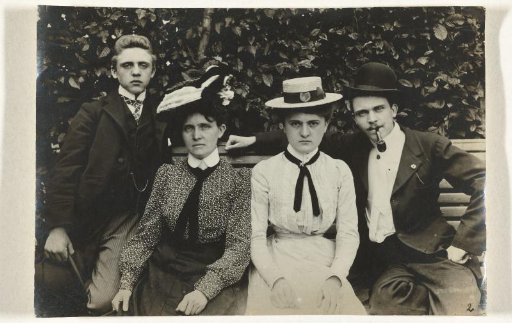 Group photograph of an unknown company, presumably French