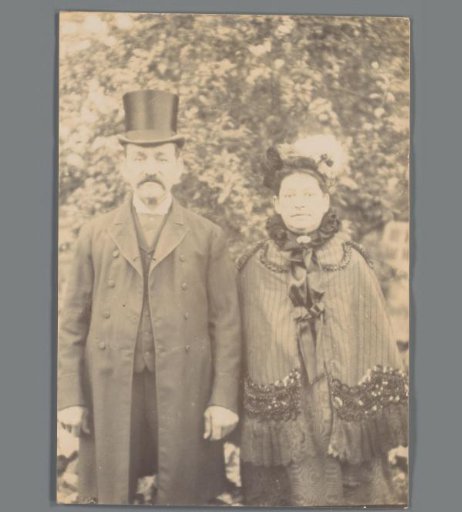 Portrait of an unknown man and woman