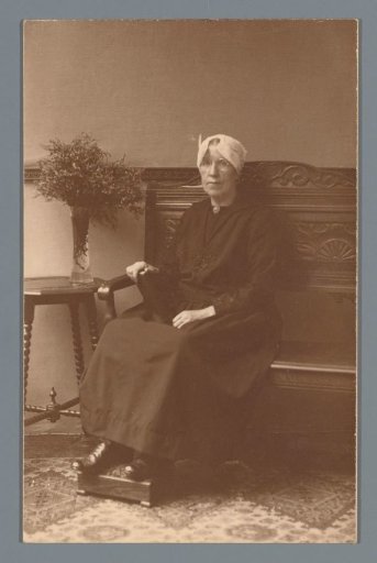 Portrait of an unknown woman with a lace cap