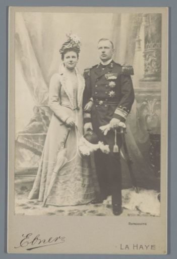 Portrait of Queen Wilhelmina and Prince Hendrik
