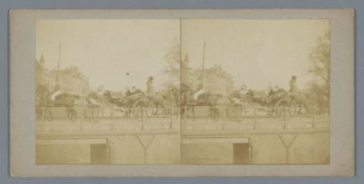 Queen Wilhelmina and Prince Hendrik in an open carriage