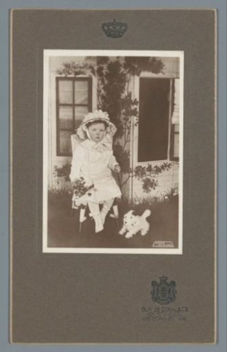 Portrait of Princess Juliana with a toy dog