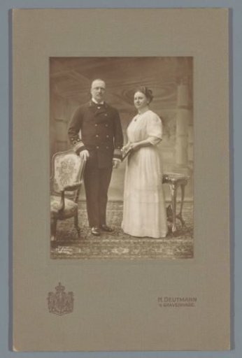 Portrait of Queen Wilhelmina and Prince Hendrik