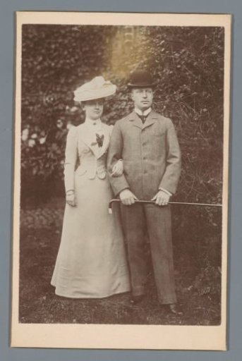 Portrait of Queen Wilhelmina and Prince Hendrik