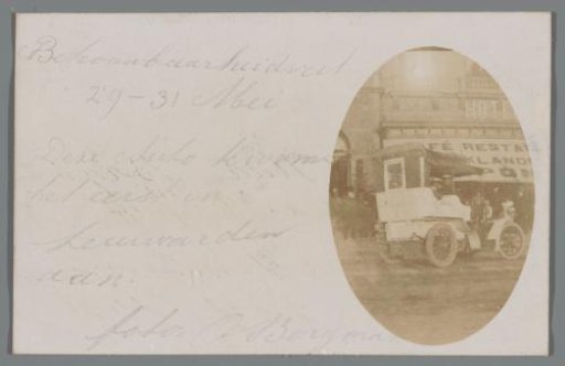 Arrival of the first car in Leeuwarden after a motor race from May 29 to 31