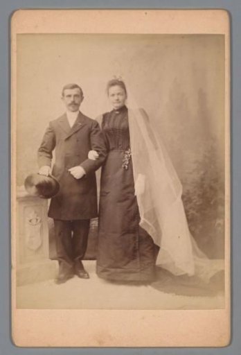 Portrait of an unknown bride and groom