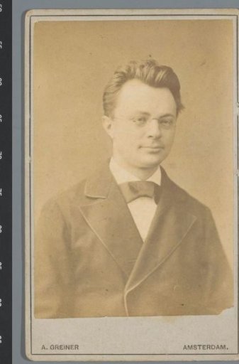 Portrait of an unknown man with spectacles