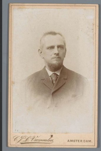 Portrait of an unknown man, inscribed as Dirk de Groot