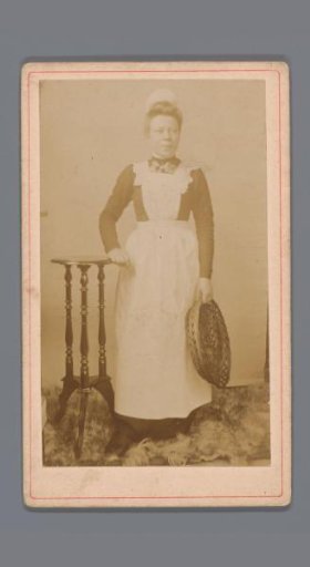 Carte-de-visite Portraits of Domestic Workers