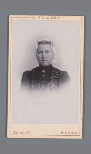 Portrait of an unknown woman in traditional dress