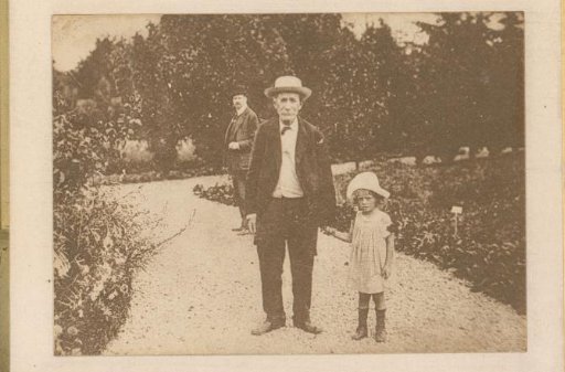 Marcellin Berthelot with a child