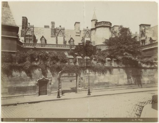 Hôtel de Cluny in Paris