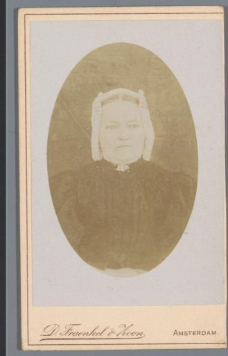 Portrait of Hiltje Middelbeek