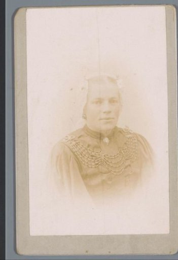 Portrait of Barbara Nooij