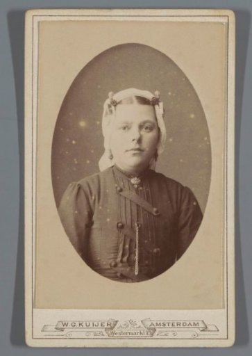Portrait of Bregtje Spaans