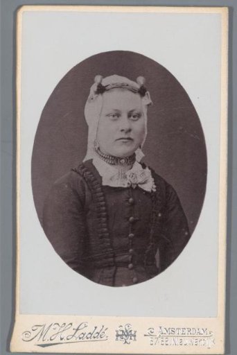 Portrait of an unidentified woman, inscribed as the wife of Jan Ton