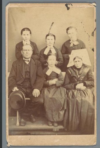 Group portrait of the Birouneau family