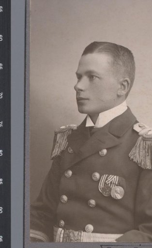 Portrait of Robert Fischer in uniform