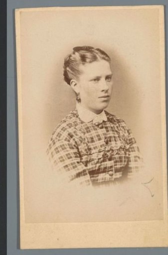 Portrait of a young woman, identified as Laura Ekanan