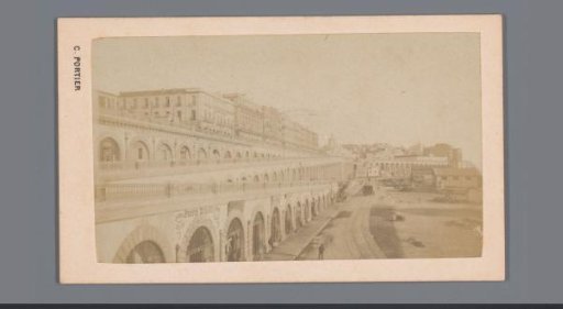 Magenta Ramp in Algiers
