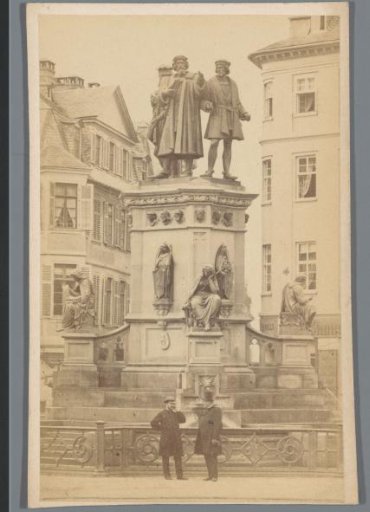 Monument to Gutenberg with statues of Gutenberg, Hans Fust and Peter Schöffer in Frankfurt am Main