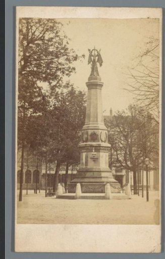 Square with a victory column, presumably in Weimar