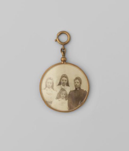 Group photograph of four unknown women