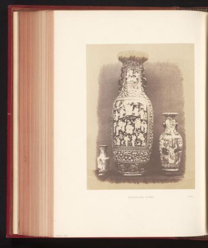 Two porcelain vases from China exhibited at the Great Exhibition of the Works of Industry of All Nations of 1851 in London