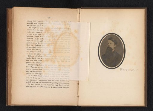 Portrait of J.W.G. Holm, innkeeper of the Phoenix Society in Delft