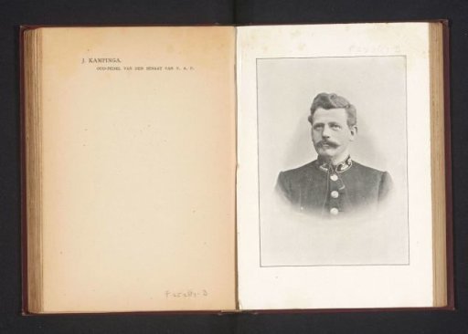 Portrait of J. Kampinga, former beadle of the senate of Vindicat Atque Polit