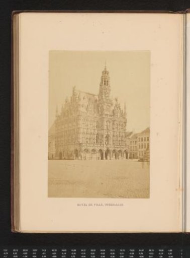 Exterior of the town hall of Oudenaarde