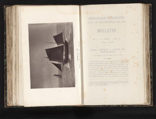 Zeegezicht met zeilschip