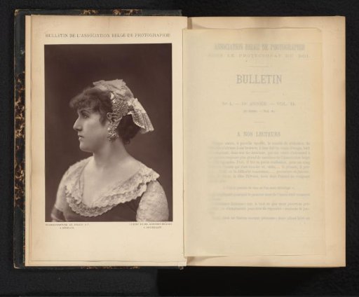 Portrait of an unknown woman with earrings