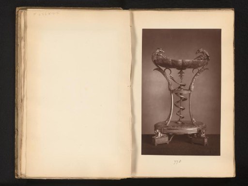 Bowl of lapis lazuli on a stand, from the collection of Christopher Beckett Denison