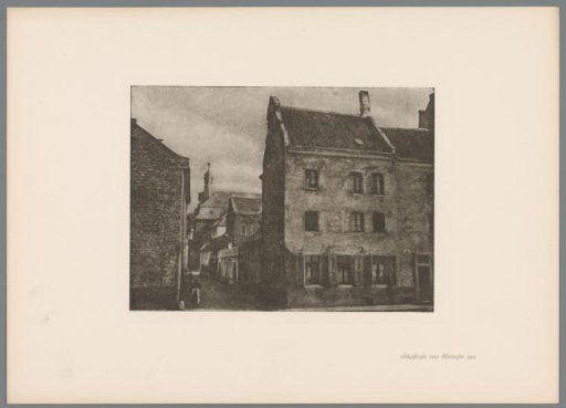 Reproduction of a gum print of the Schulstraße in Düsseldorf by Erwin Quedenfeldt