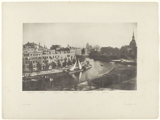 Singelgracht and Leidsekade, seen in an easterly direction from Nassaukade 377 at the corner with Tweede Helmersstraat, Amsterdam