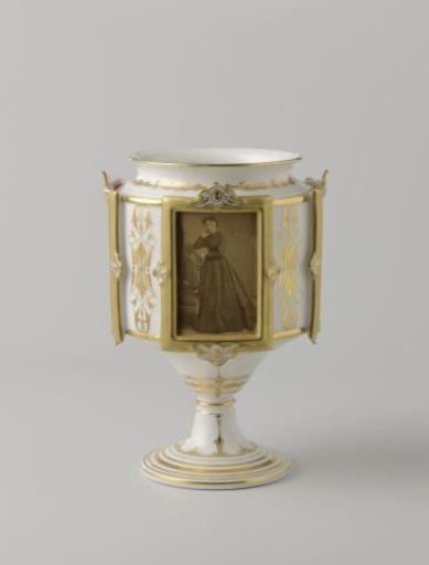 Vase with four carte-de-visite portraits