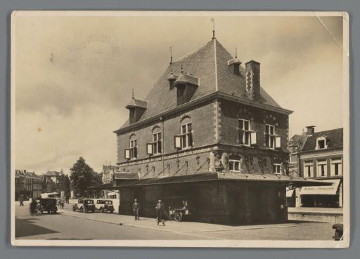 Leeuwarden. Old Weigh House, New Town