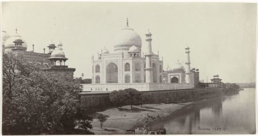 View of the Taj Mahal from the Yamuna river, Agra, Uttar Pradesh, India