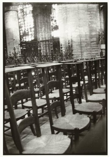Kerkinterieur in Frankrijk