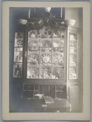 Photograph of the display case W98