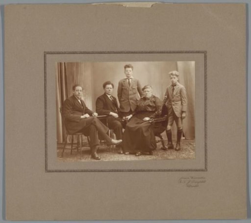 Married couple with three children (Utrecht)